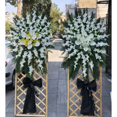 تاج گل برای مسجد نوریان کاج تهران