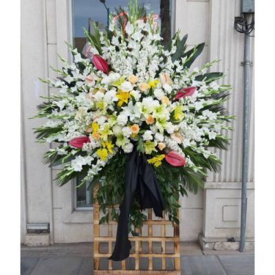 تاج گل برای مسجد جامع ولنجک زعفرانیه