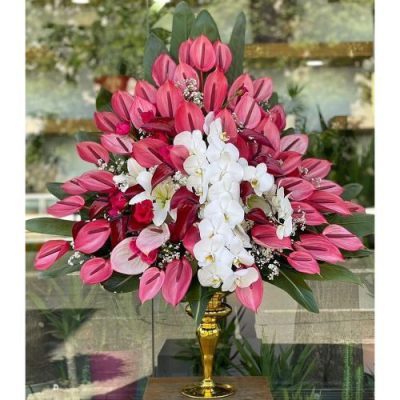 تاج گل برای تالار پذیرایی گل یاس صدرا