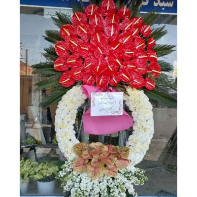 تاج گل برای تالار پذیرایی باغ پدر تهران