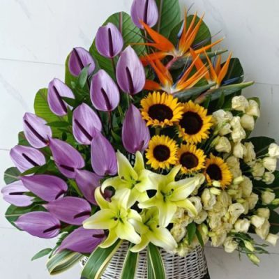 تاج گل برای تالار پذیرایی هجرت حسن آباد فشافویه