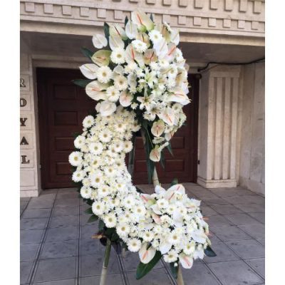 تاج گل برای مسجد حجت دهم فروردین