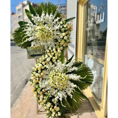 تاج گل برای امامزاده ابراهیم