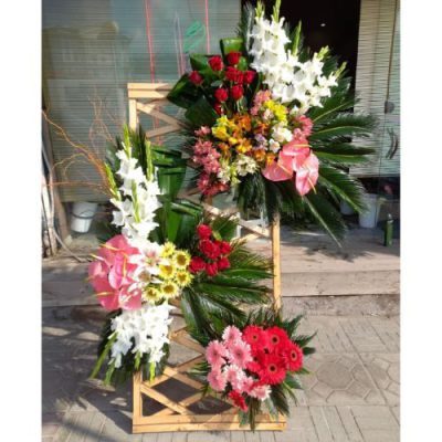 تاج گل برای تالار پذیرایی میلاد حصارک