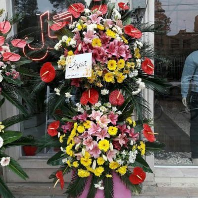 تاج گل برای تالار پذیرایی پاسارگاد تاکسیرانی