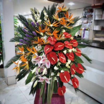 تاچ گل برای مسجد امام ‌حسن‌ مجتبی نارمک