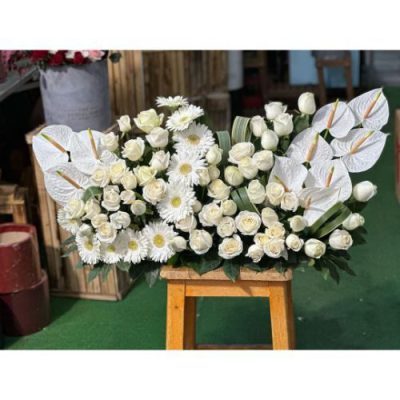 تاج گل برای تالار پذیرایی مبینا امامت
