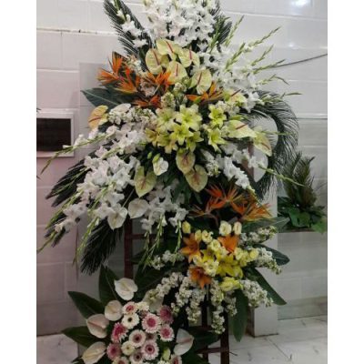 تاج گل برای مسجد امام سجاد علم و صنعت
