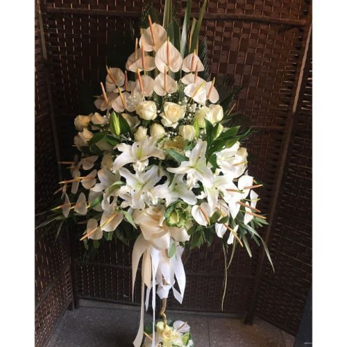 تاج گل برای سالنه ای کنسرت و تئاتر و همایش ارغوان گلستان