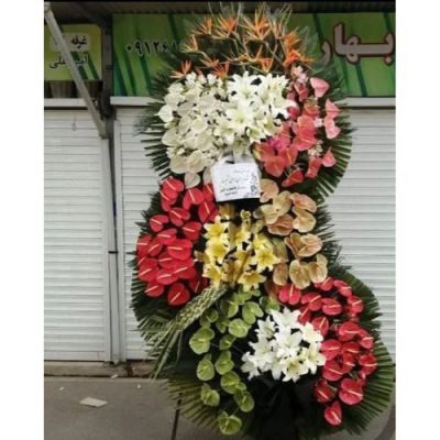 تاج گل برای باغ تالار مایا تهران