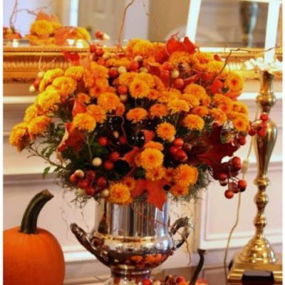 تاج گل برای تالار پذیرایی مروارید شرق تهران