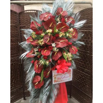 تاج گل برای تالار نیایش سعادت آباد