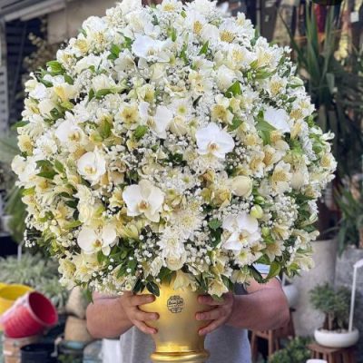 تاج گل برای مرکز همایشهای رازی شهرک غرب