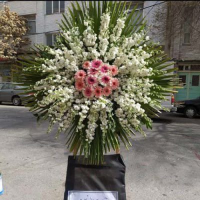 تاج گل برای مسجد المهدی کشاورز غربی