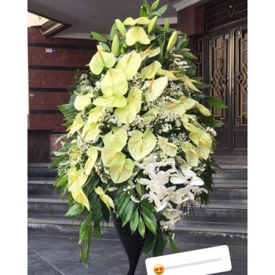 تاج گل برای سالن اجلاس سران اوین