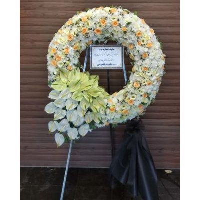 تاج گل برای مسجد الزهرا سرو