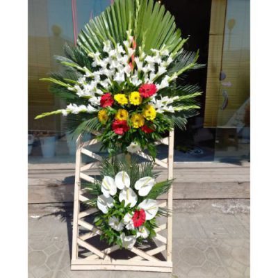 تاج گل برای مسجد امام حسین خانی آباد جنوبی