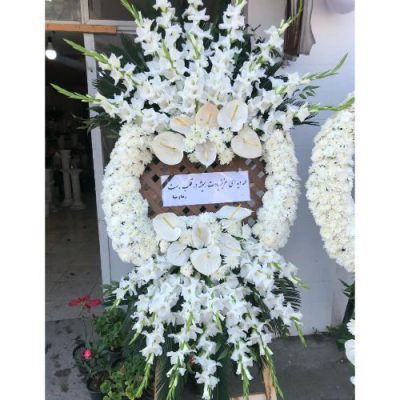 تاج گل برای مسجد محمدی پرستار