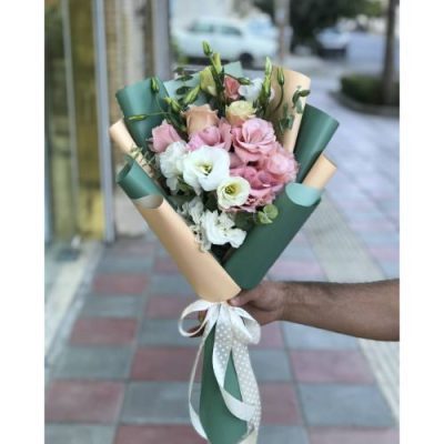 دسته گل برای بیمارستان شهدای هفتم تیر سیزده آبان