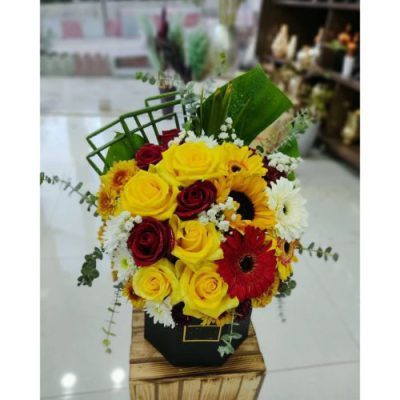 دسته گل برای بیمارستان فوق تخصصی تندیس جردن پارک ملت