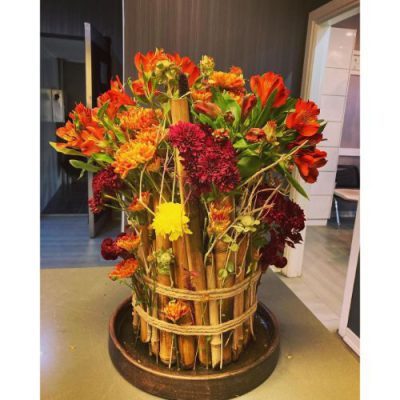 دسته گل برای کلینیک زیبایی لی‌ لی پونک