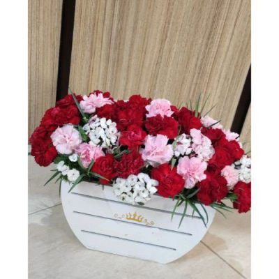دسته گل برای آزمایشگاه امیران نسیم شهر