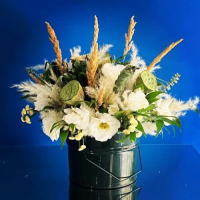 دسته گل برای مرکز خرید مهستان اندیشه فاز 1