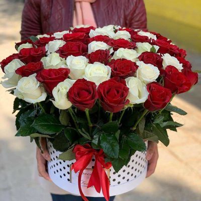 دسته گل برای کلینیک چندتخصصی درد آرامش تهران نیلوفر شهید قندی