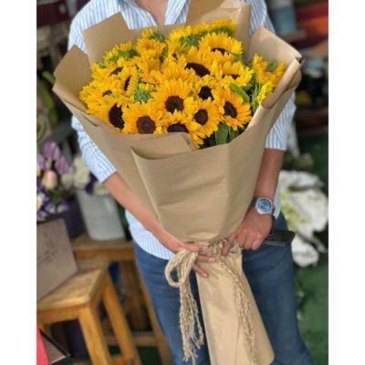دسته گل برای درمانگاه بهراد ابوذر