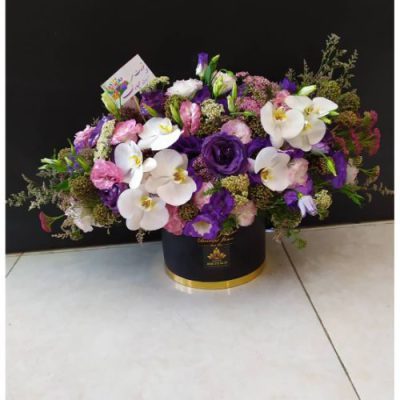 دسته گل برای مرکز خرید تهران مال دریاچه