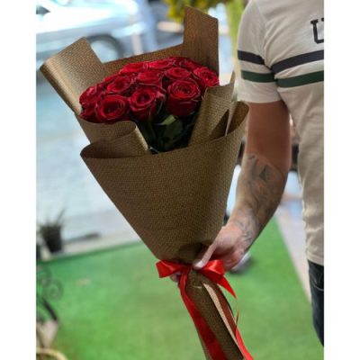 دسته گل برای درمانگاه شبانه روزی احسان اندیشه