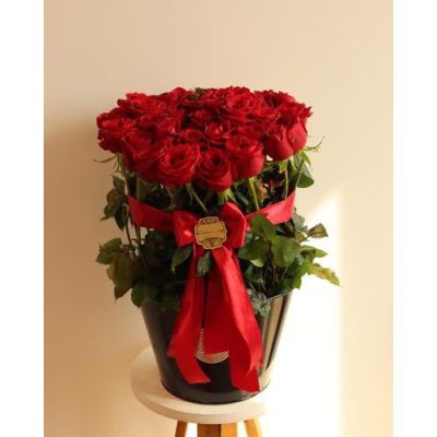 دسته گل برای آزمایشگاه باران میرداماد