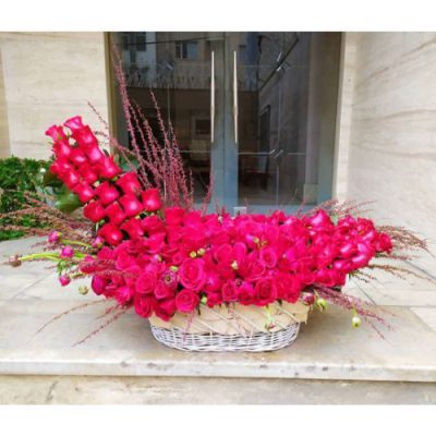 دسته گل برای مرکز خرید لاله فاطمی