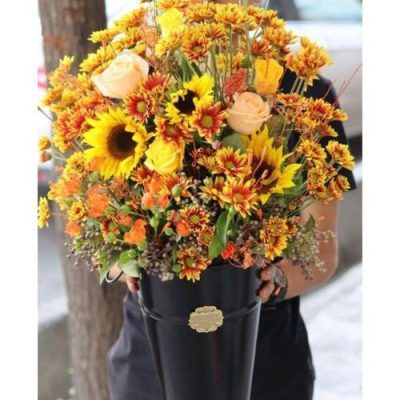 دسته گل برای آزمایشگاه زمرد حسینیه ارشاد قبا