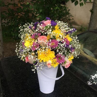 دسته گل برای آزمایشگاه پارسه صادقیه