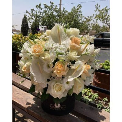 دسته گل برای کلینیک دندانپزشکی فرید بریانک