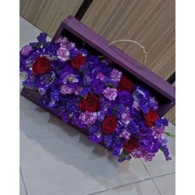 دسته گل برای مرکز خرید سهند امامزاده حسن