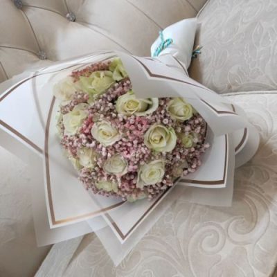 دسته گل برای مرکز خرید بام لند گلستان