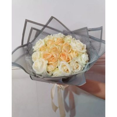 دسته گل برای مرکز خرید شهاب صادقیه