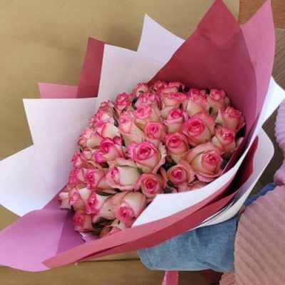 دسته گل برای بیمارستان روانشناسی میمنت زنجان جنوبی