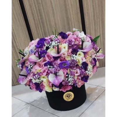 دسته گل برای مرکز خرید ساعت هفت حوض
