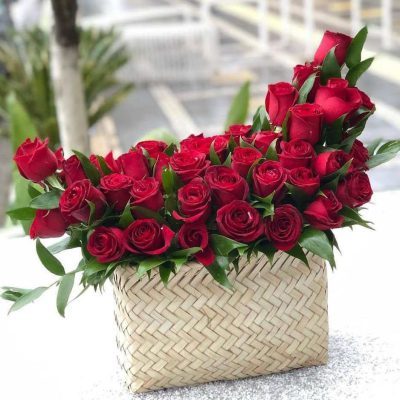 دسته گل برای کلینیک دامپزشکی گاندو ستارخان آلستوم