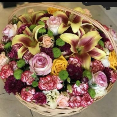 دسته گل برای مرکز خرید کوهستان دیباجی فرمانیه