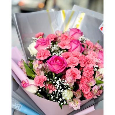 دسته گل برای بیمارستان جم قائم مقام سنائی