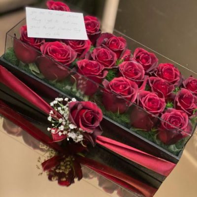 دسته گل برای مرکز خرید پردیس کشاورز پارک لاله