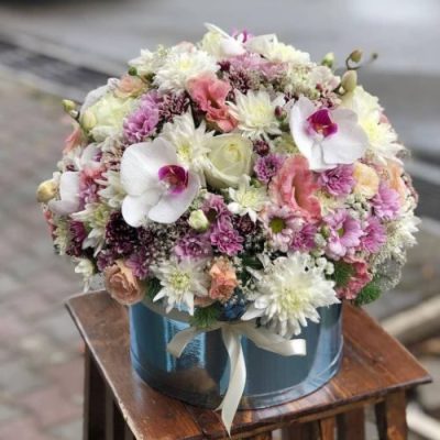 دسته گل برای مرکز خرید و فودکورت آرن