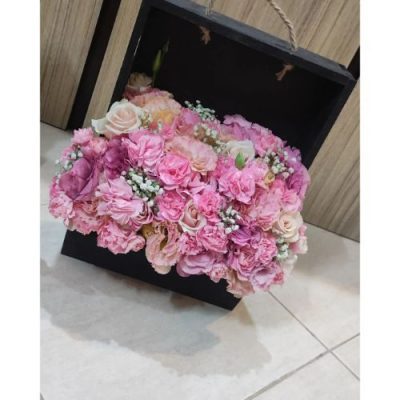 دسته گل برای مرکز خرید یوتوپیا الهیه