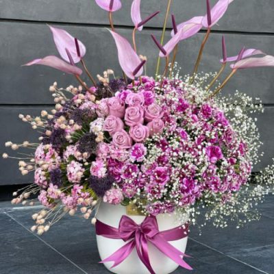 دسته گل برای مرکز خرید لاله ها شهرک محلاتی