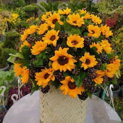 دسته گل برای کلینیک پوست و موی دائر پاسداران ضرابخانه