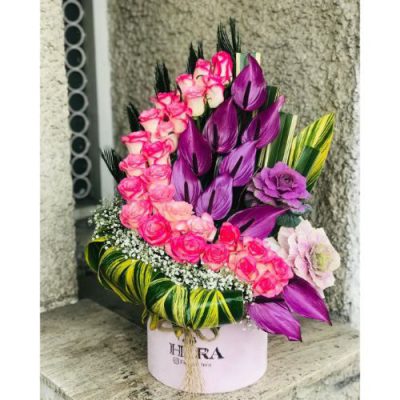 دسته گل برای شرکت آزمون و اندیشه آواکو نصرت